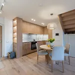 Apartamento Cohost I Premium I On The Historic Pilies Street I Self Check-in