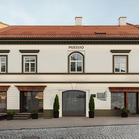 Cohost I Premium Residences I On The Historic Pilies Street I Self Check-in Vilnius