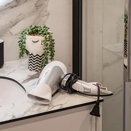 Cohost I Premium Residences I On The Historic Pilies Street I Self Check-in