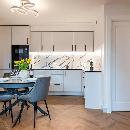 Cohost I Premium Residences I On The Historic Pilies Street I Self Check-in * Vilnius